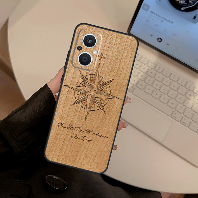 Funda de madera con estampado  - Oppo Reno 12 reseña y precio